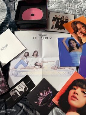 BLACKPINK The Album Fan Set - Pink CD & Photo Cards